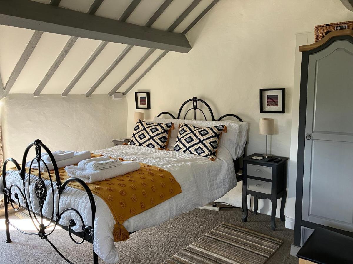 Hares Hideaway At Coed Moelfa Bed and Breakfast Corwen Exterior foto